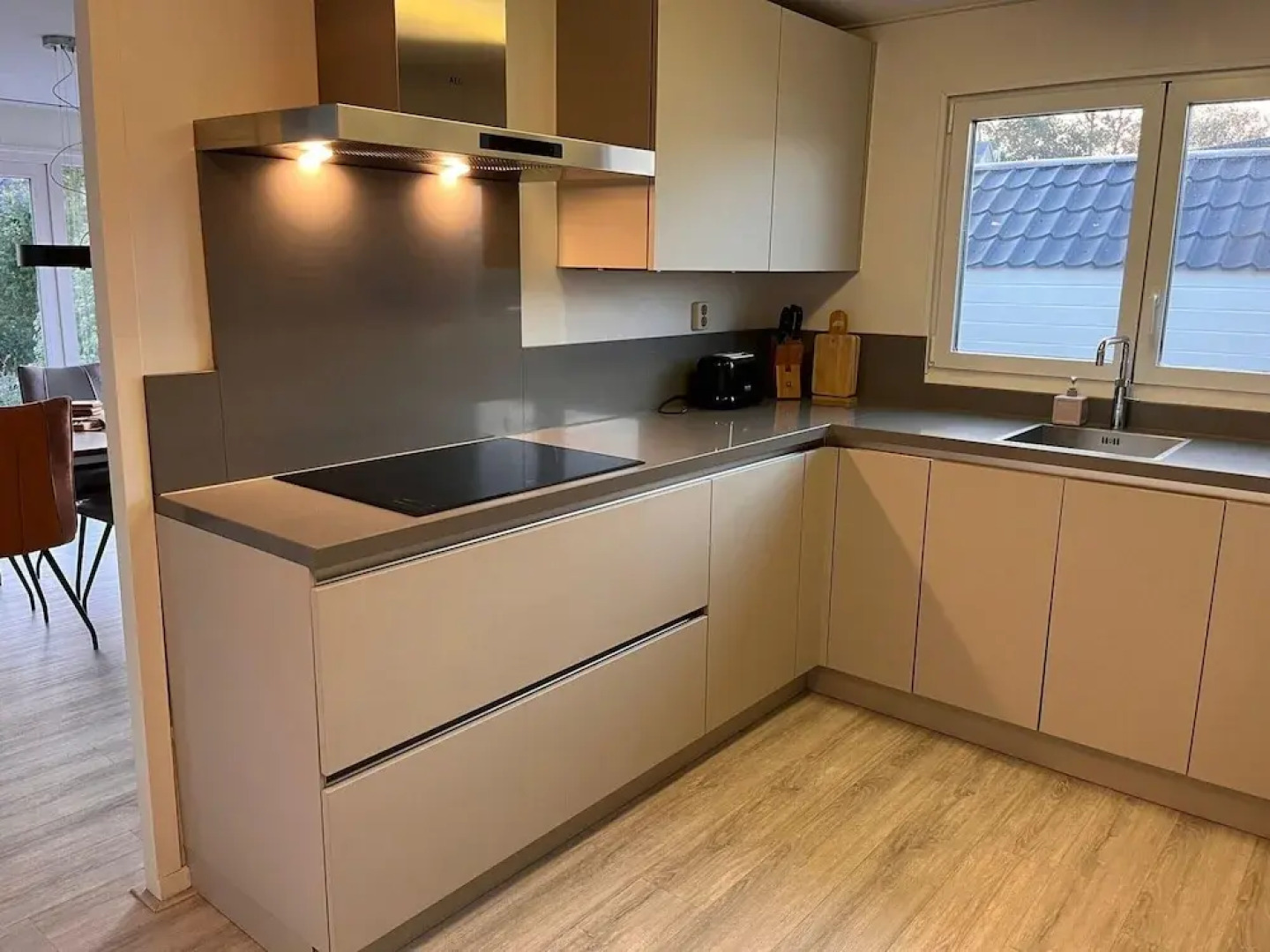 Bungalow in Makkum Near Lake Beach