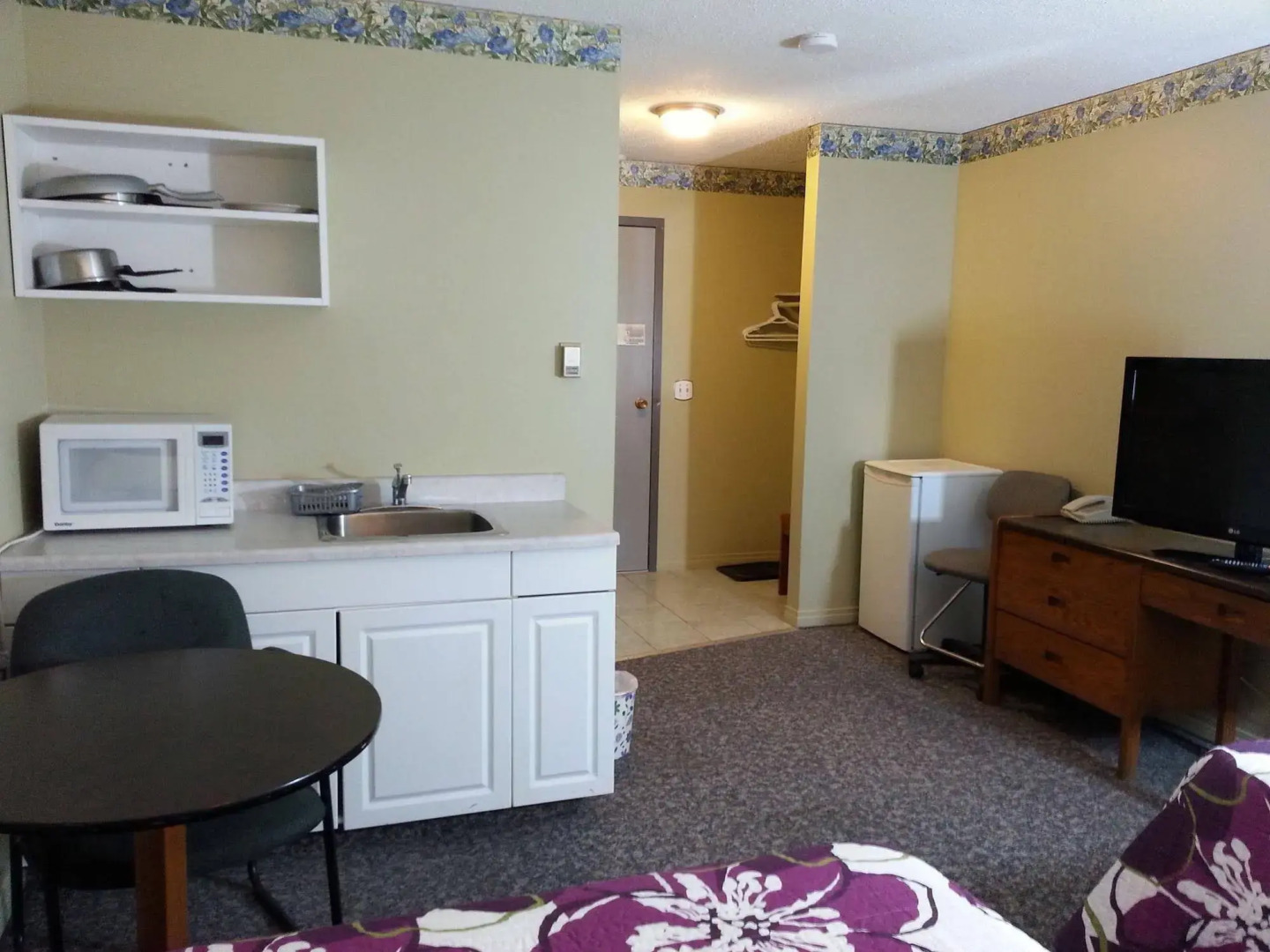 Ramada by Wyndham Dawson Creek