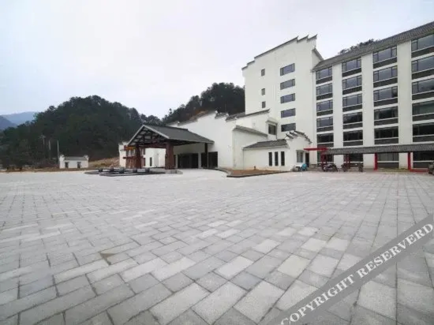 Tiantang Guzhai Holiday Hotel
