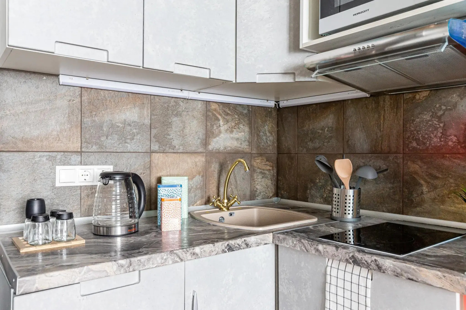 Апартаменты в ЖК Admiral Waterhouse на улице Адмиральская