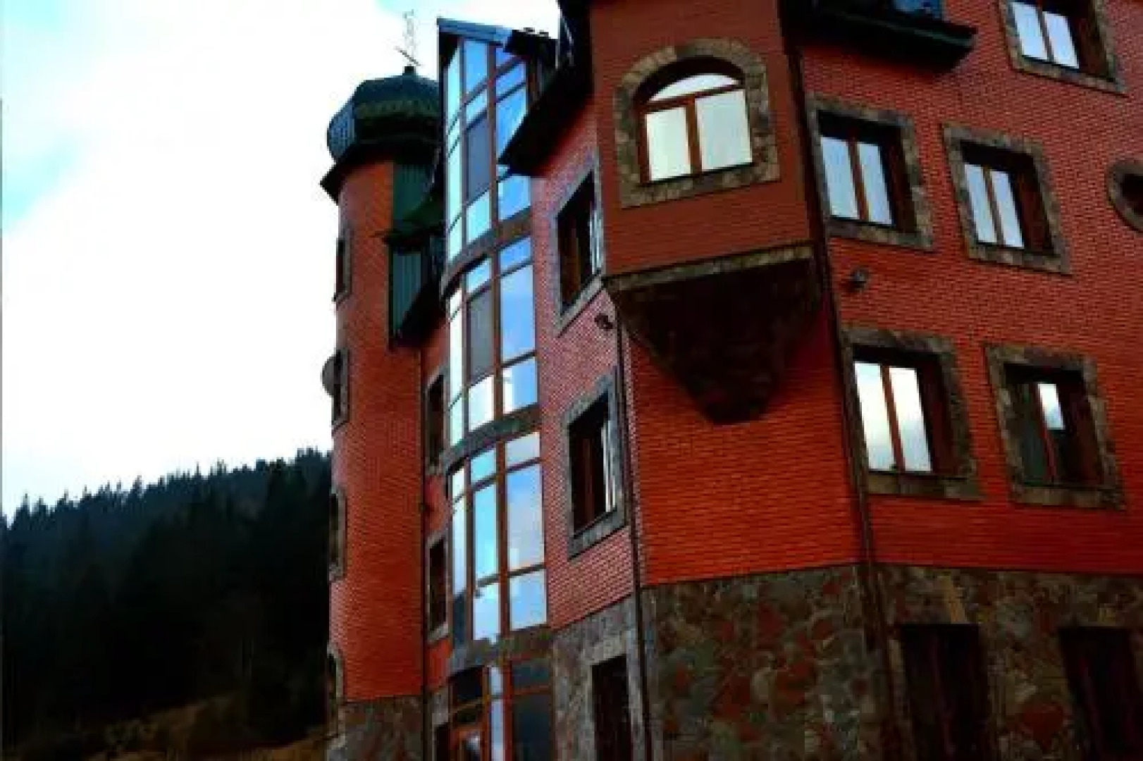 Sadyba na Gutsulsky Polonyni