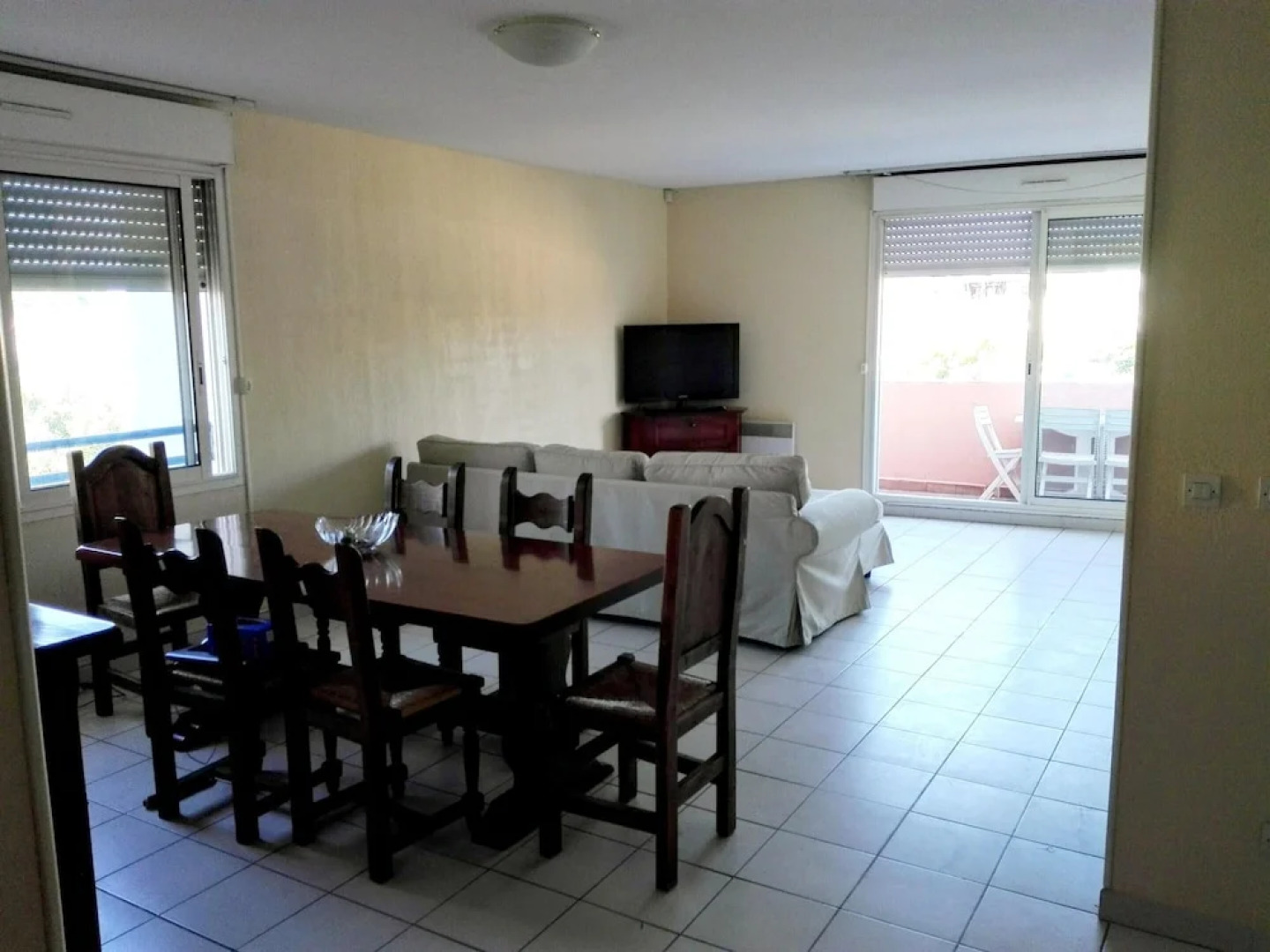Apartment With 2 Bedrooms in Mèze, With Wonderful sea View, Furnished