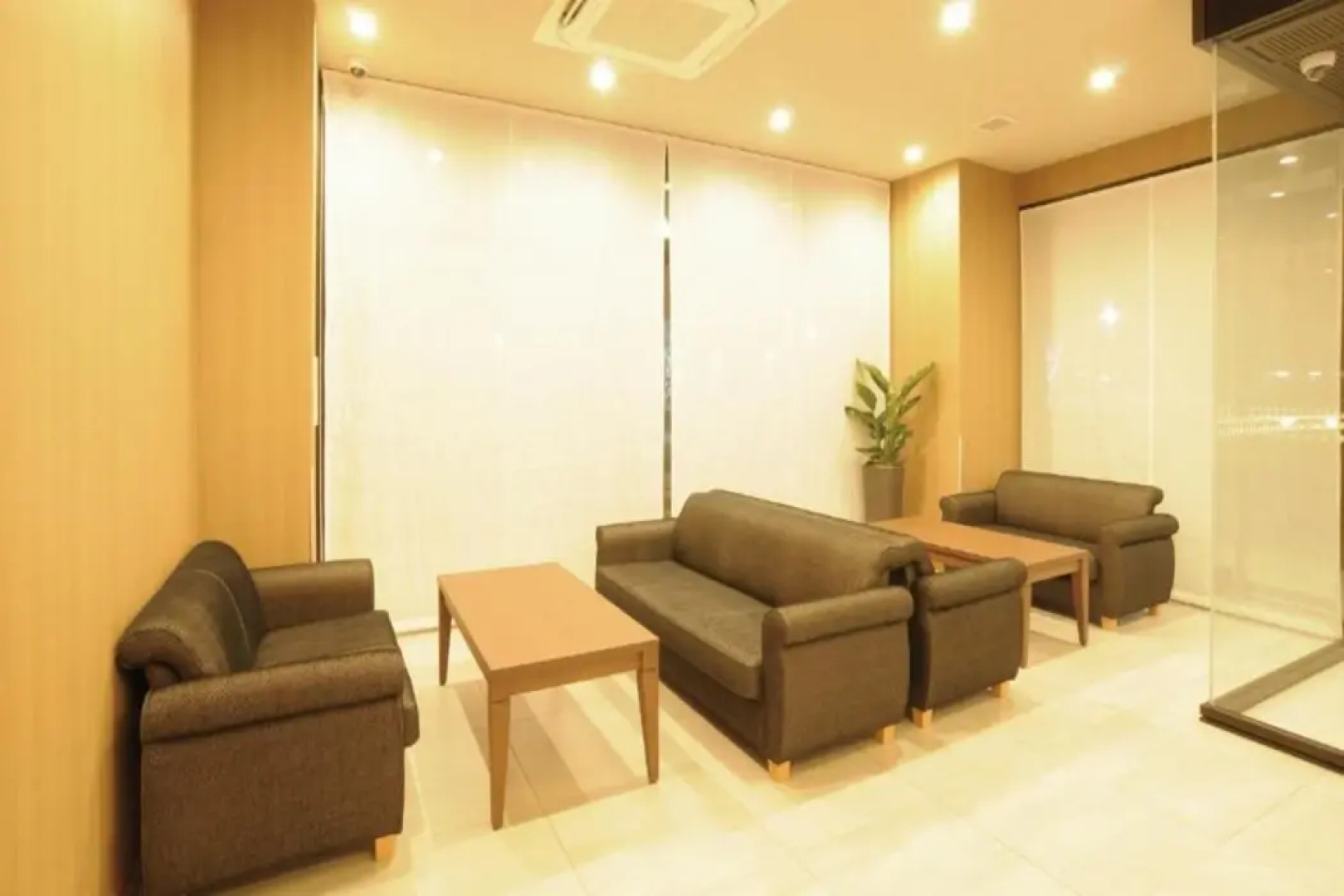 AB Hotel Tahara