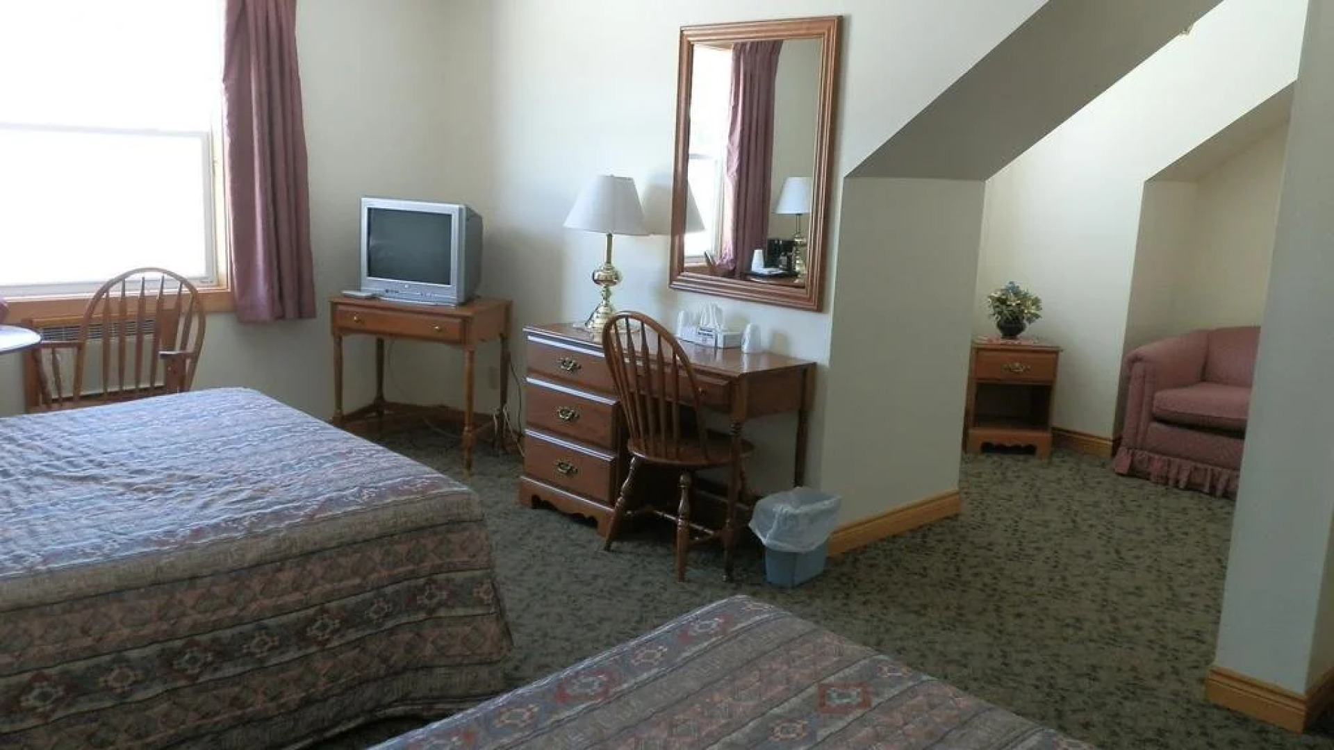 Hopewell Rocks Motel & Country Inn