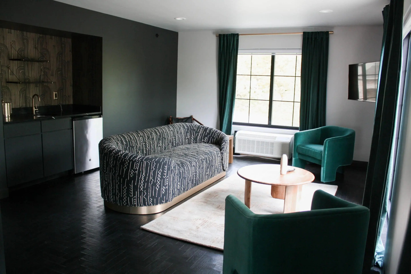 The Inn Hotel Lake Okoboji, an Ascend Collection Hotel