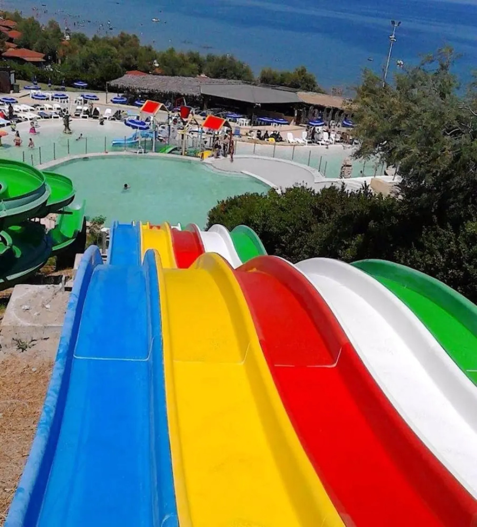 House With one Bedroom in Crotone, With Wonderful sea View, Shared Pool, Furnished Terrace Near the Beach