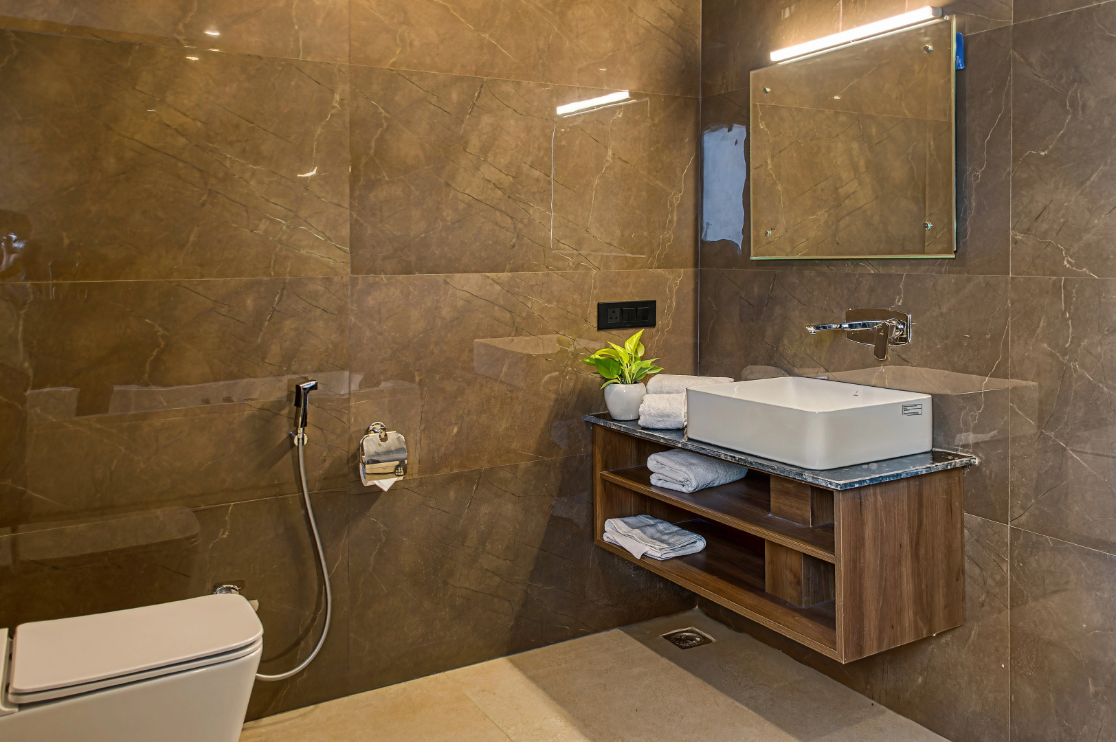 Pumpkin Hotel's Tusk N Woods