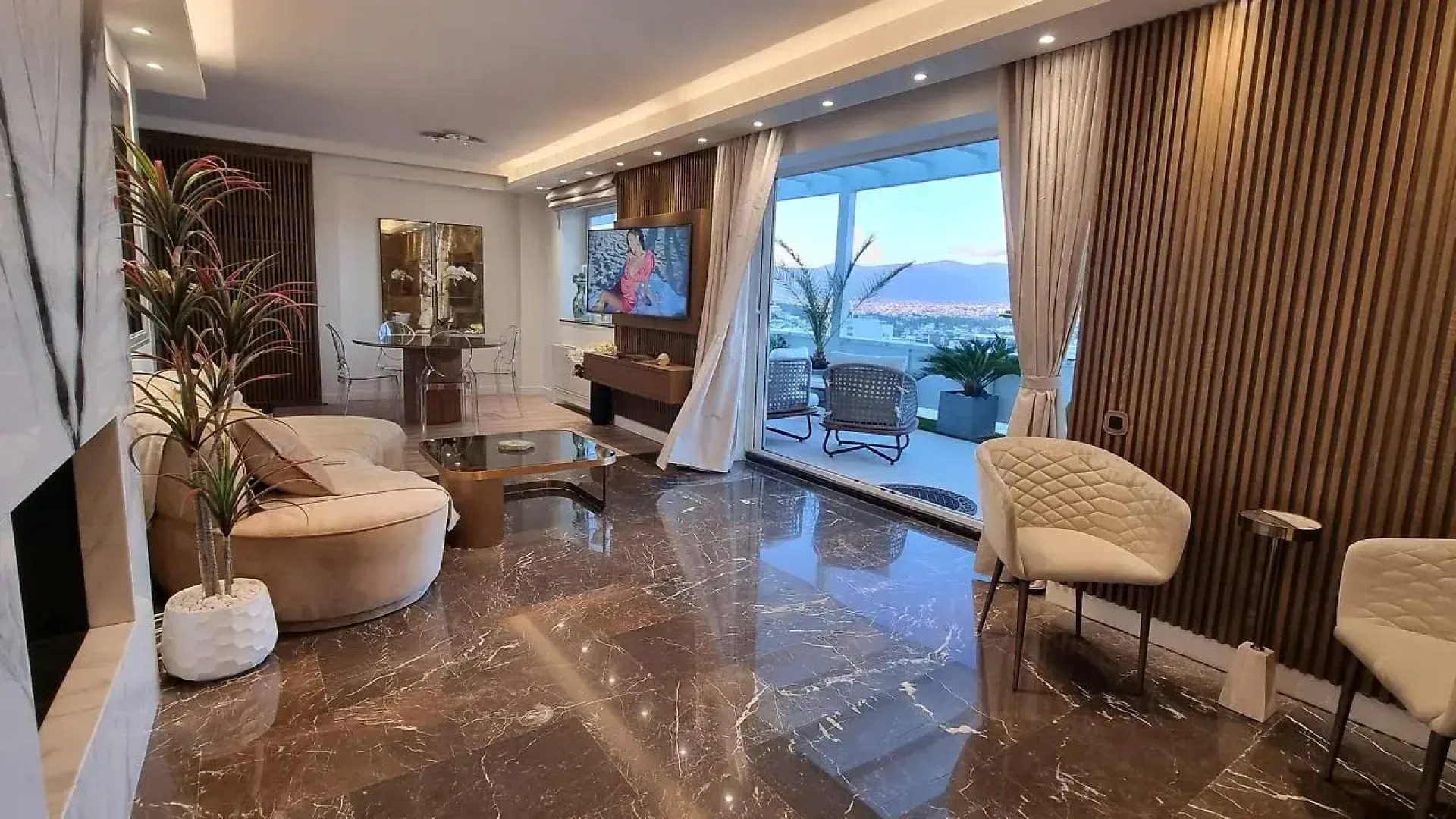 The One 360 Skyline Penthouse Athens