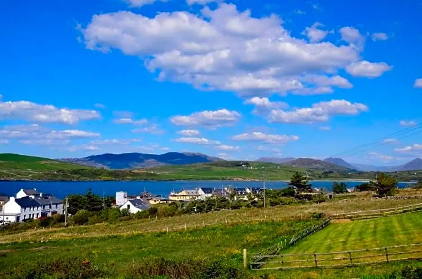 DeCourceys Hazelbrook Farmhouse BB