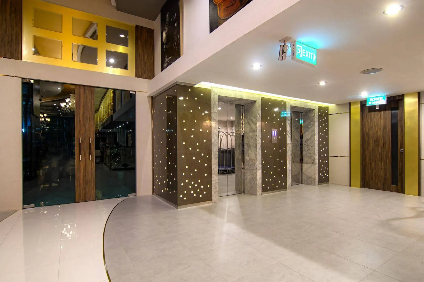 Gallery Design Hotel