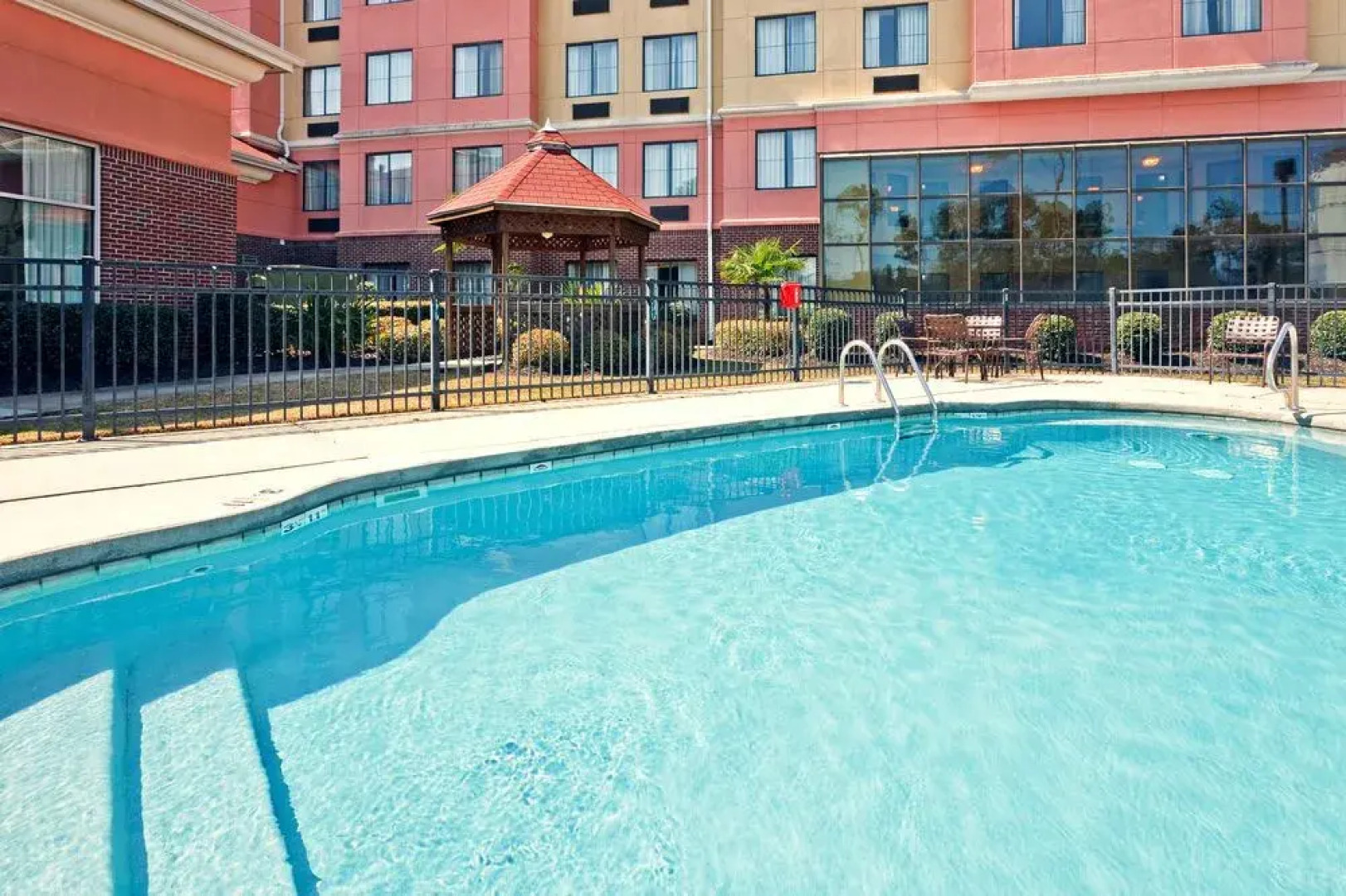 Holiday Inn Hotel & Suites Hattiesburg-University