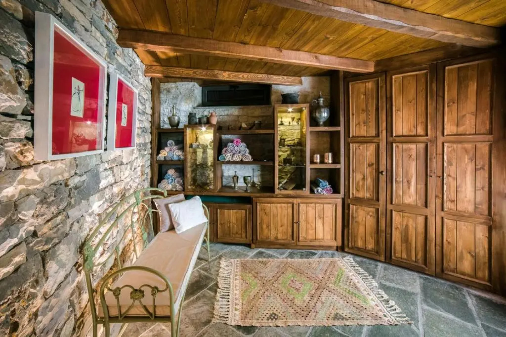 Primoula Country Hotel & Spa