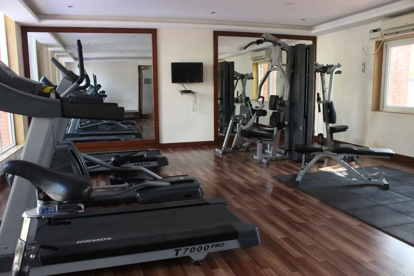 OYO Home 9166 Studio with Pool near Baga