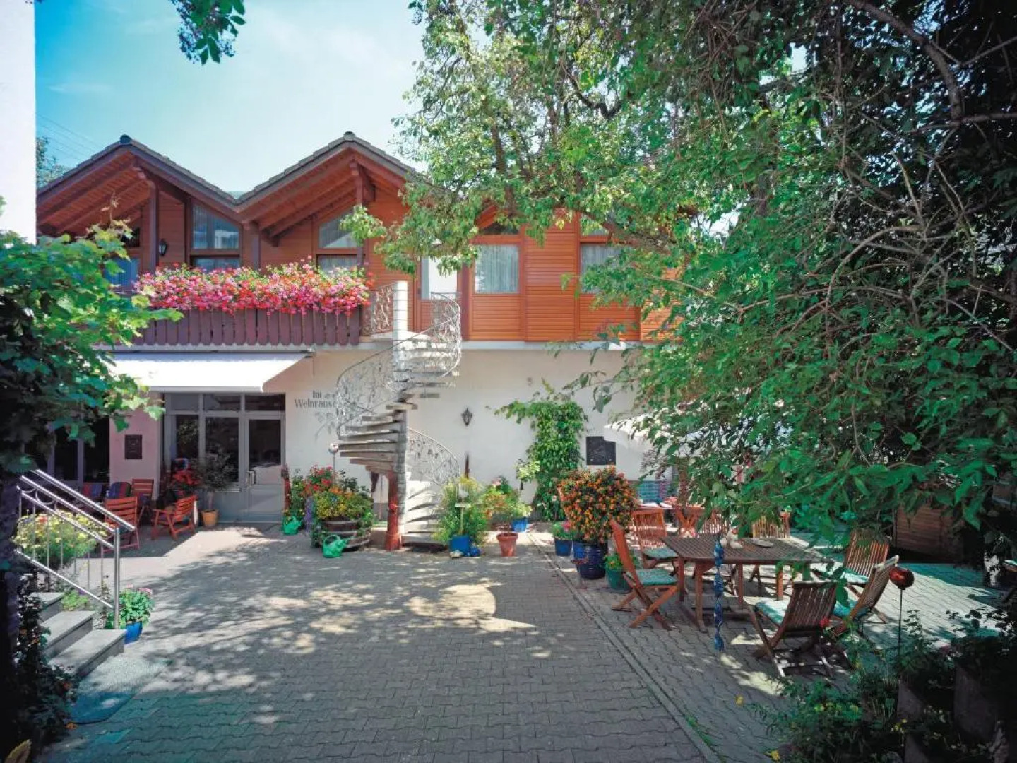 Weinhaus am Schieferfels