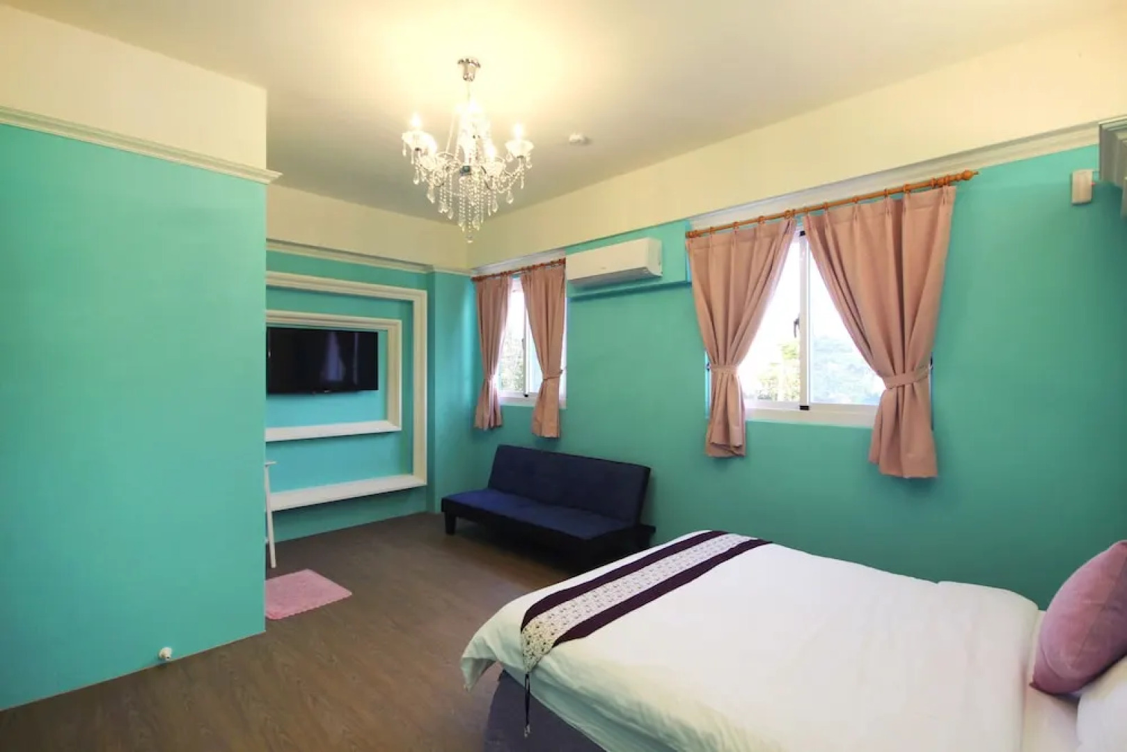 I'm Here B&B-Peng's family