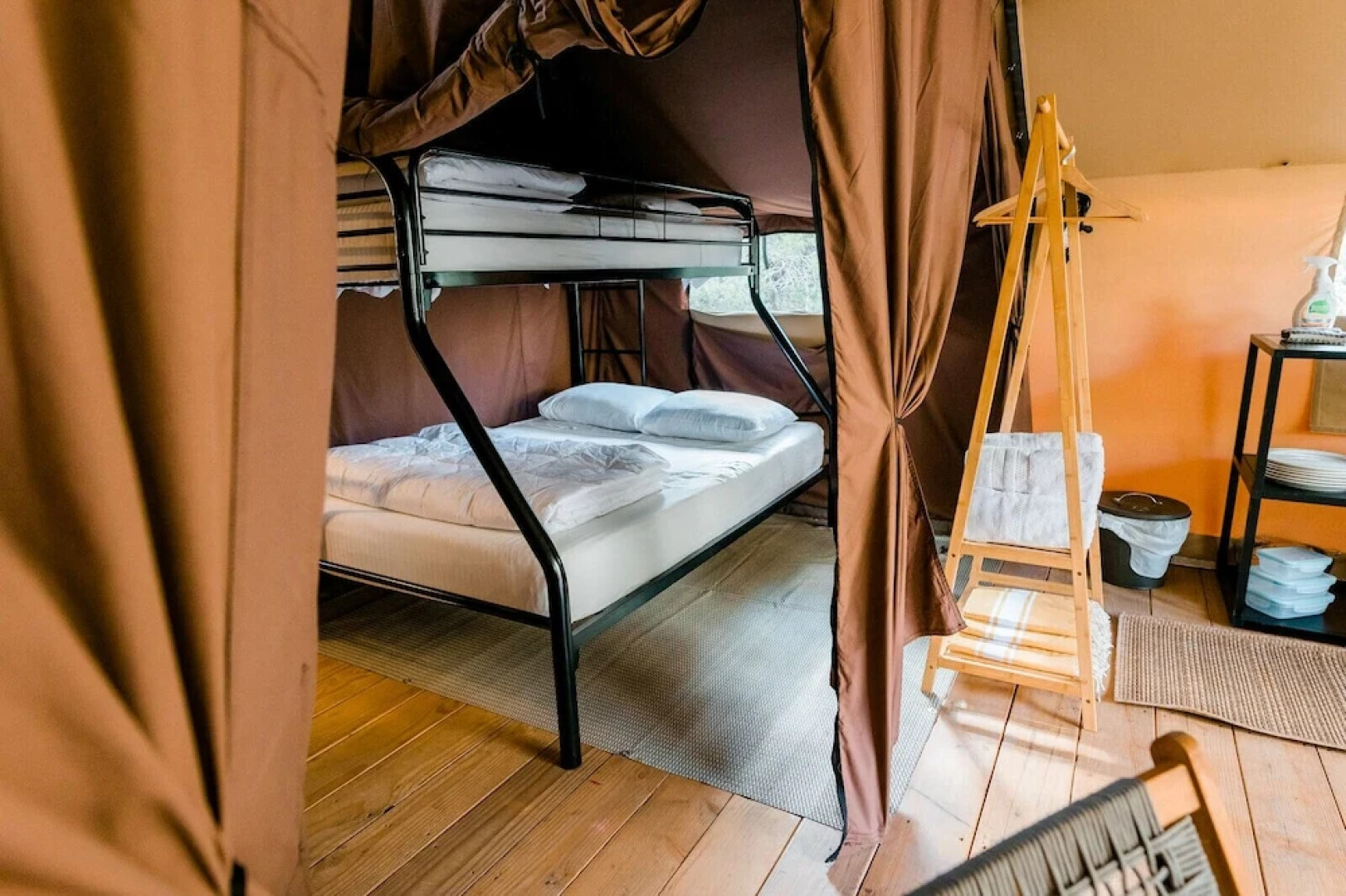 Huttopia Paradise Springs