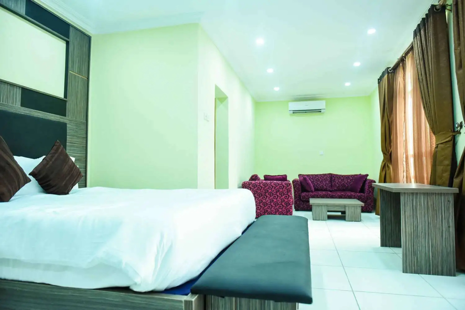 Best Western Plus Mydas Hotel