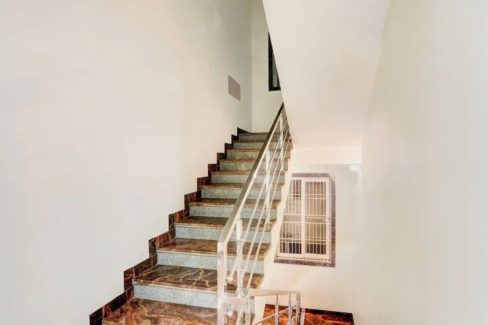 Fabhotel Vishnu Grand