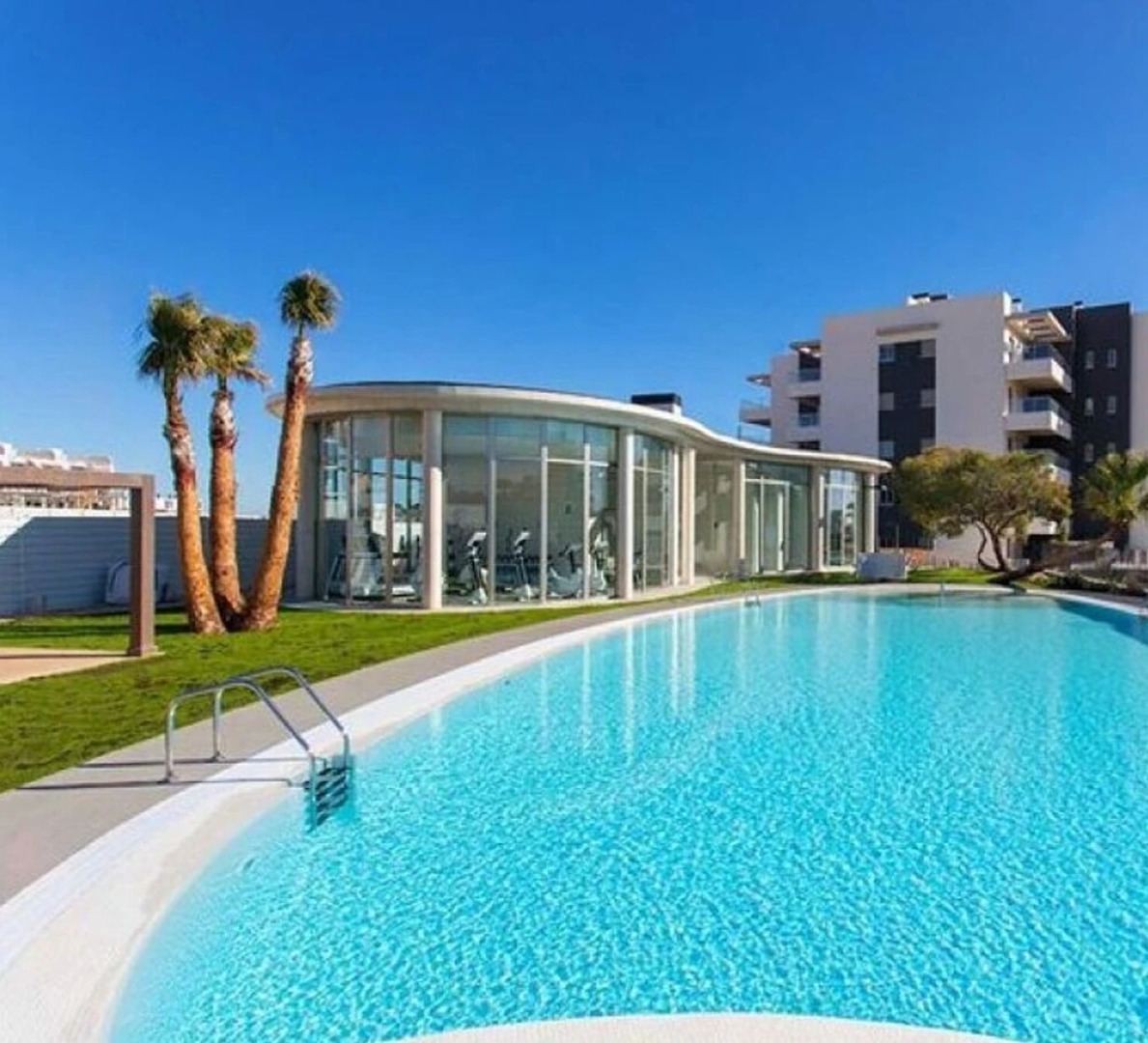 La Zenia Penthouse Indoor/outdoor Pool &gym EB3