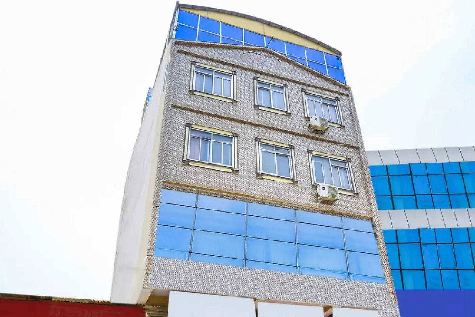 OYO 406 Hotel Diamond