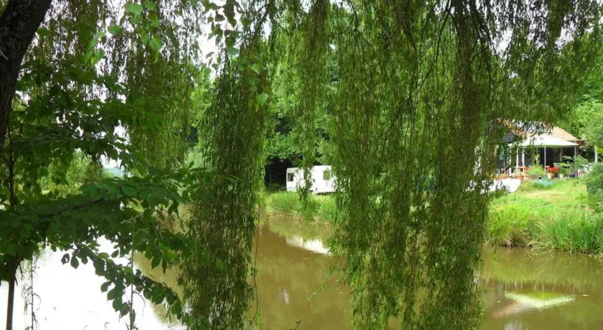 Acorn Lake Fishing and Caravans