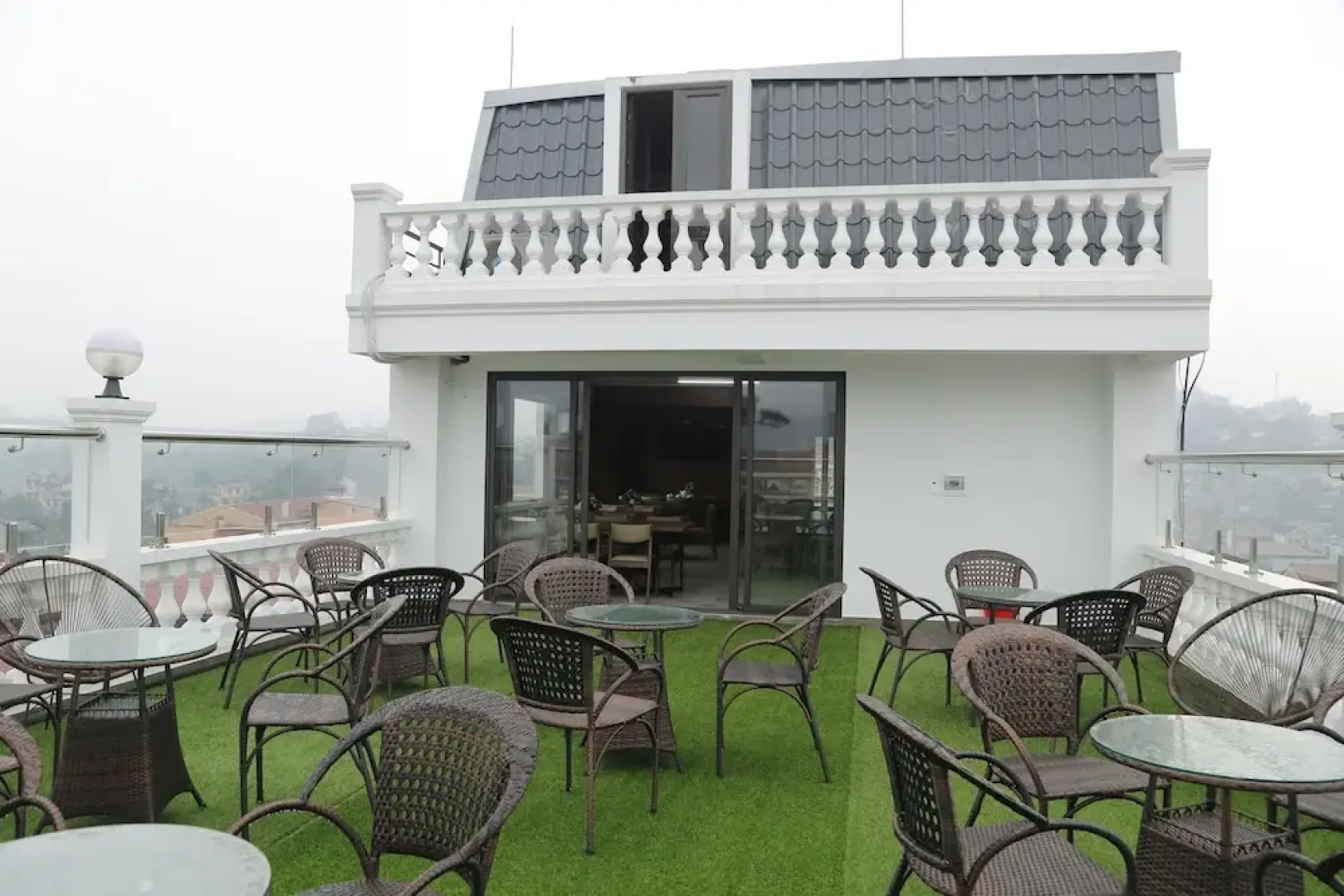 Bao Ngoc Diamond Hotel