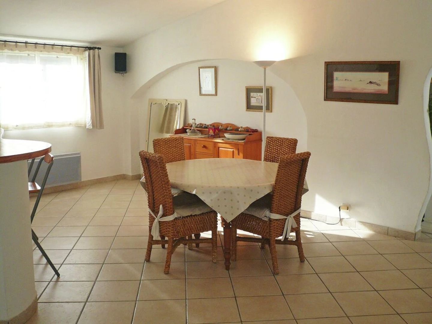 very comfortable house, located between Raissac and Canet d'Aude