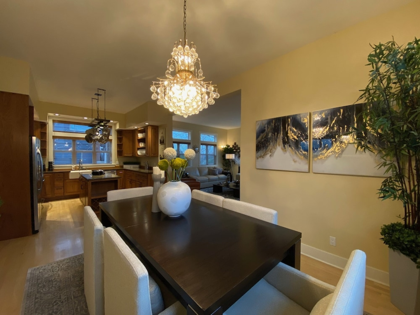 Tranquil 3BR House with Balcony
