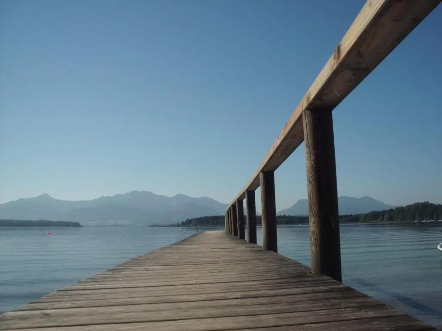 3-Zi Atelierdachwohnung mit Bergblick Seenähe und 2 Loggia