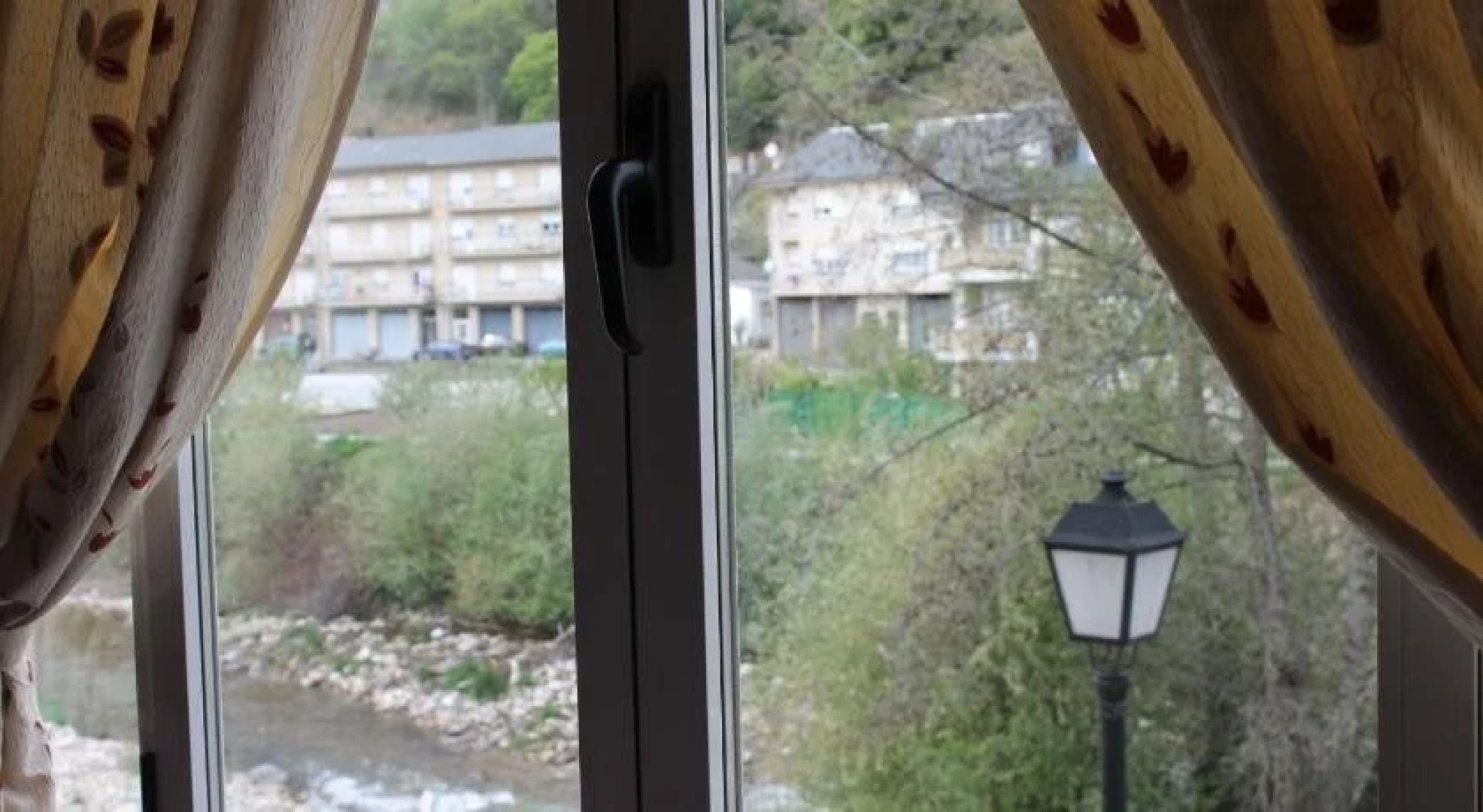 Hostal Burbia
