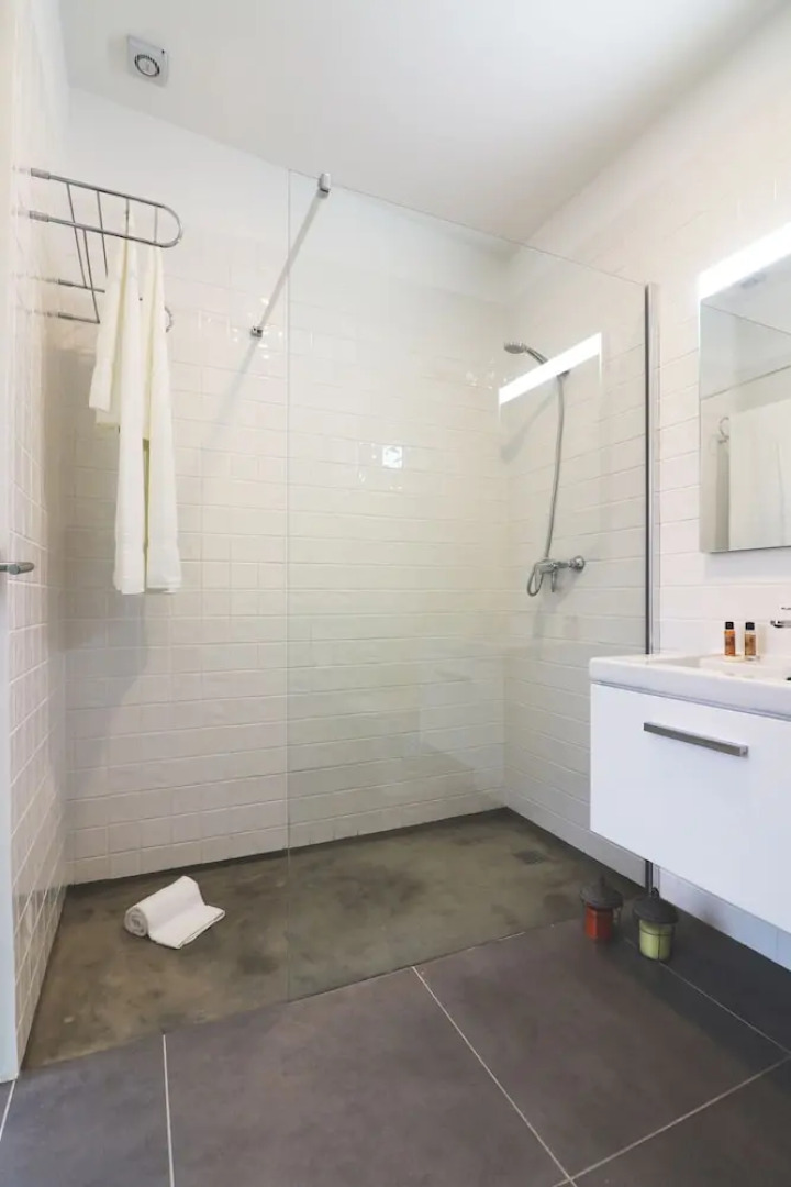 World's Nests Furnas Pods