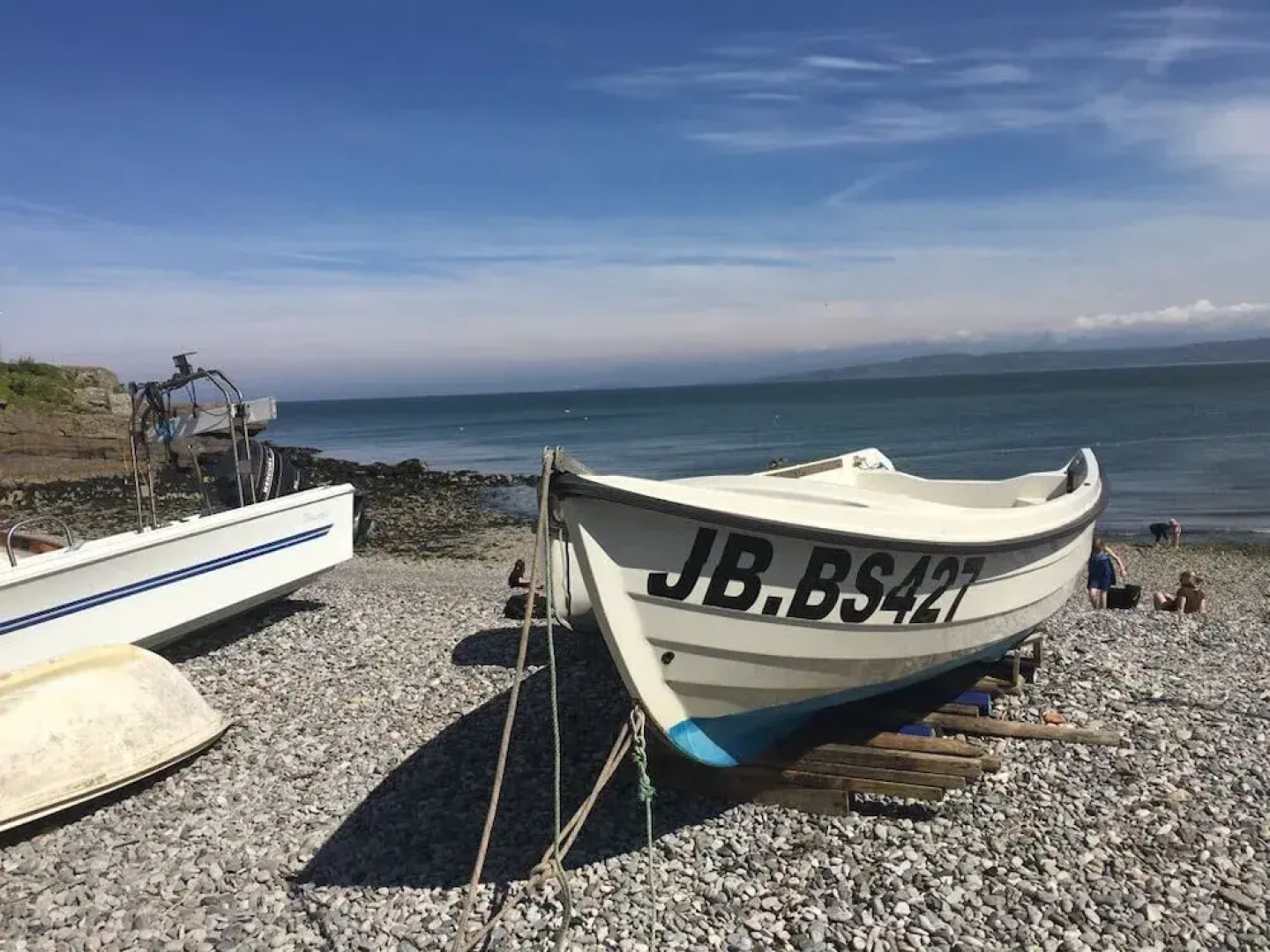 3 Bedroom Bungalow Moelfre- Private Garden,parking