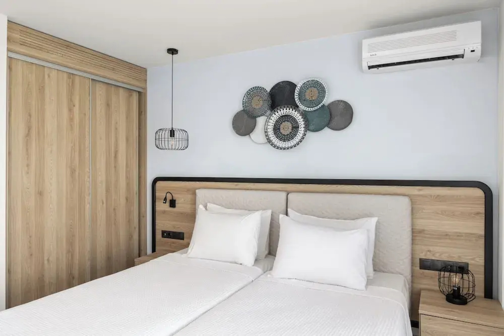 White Olive Marine Aquapark