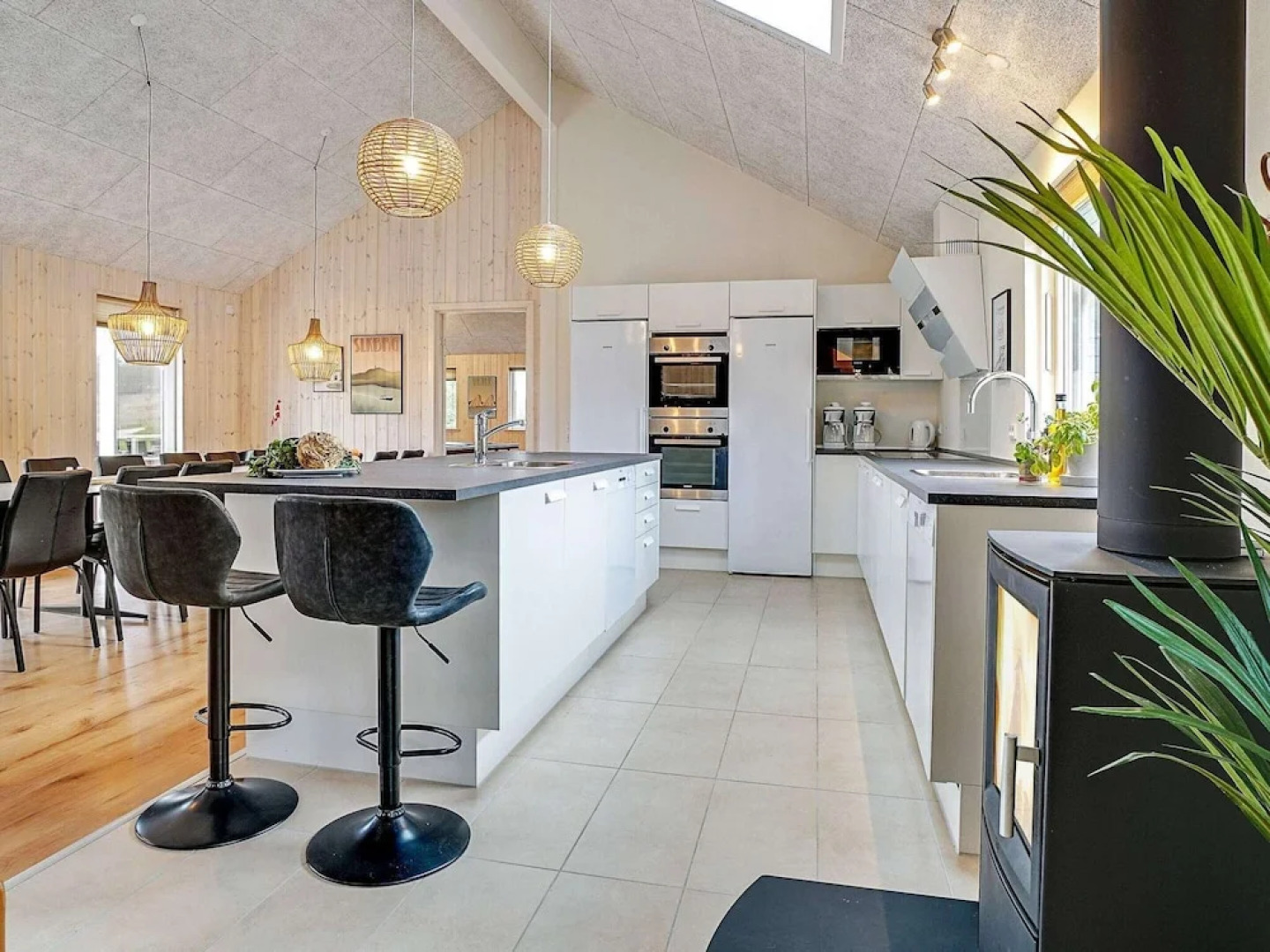 Spacious Holiday Home in Grenå near Sea