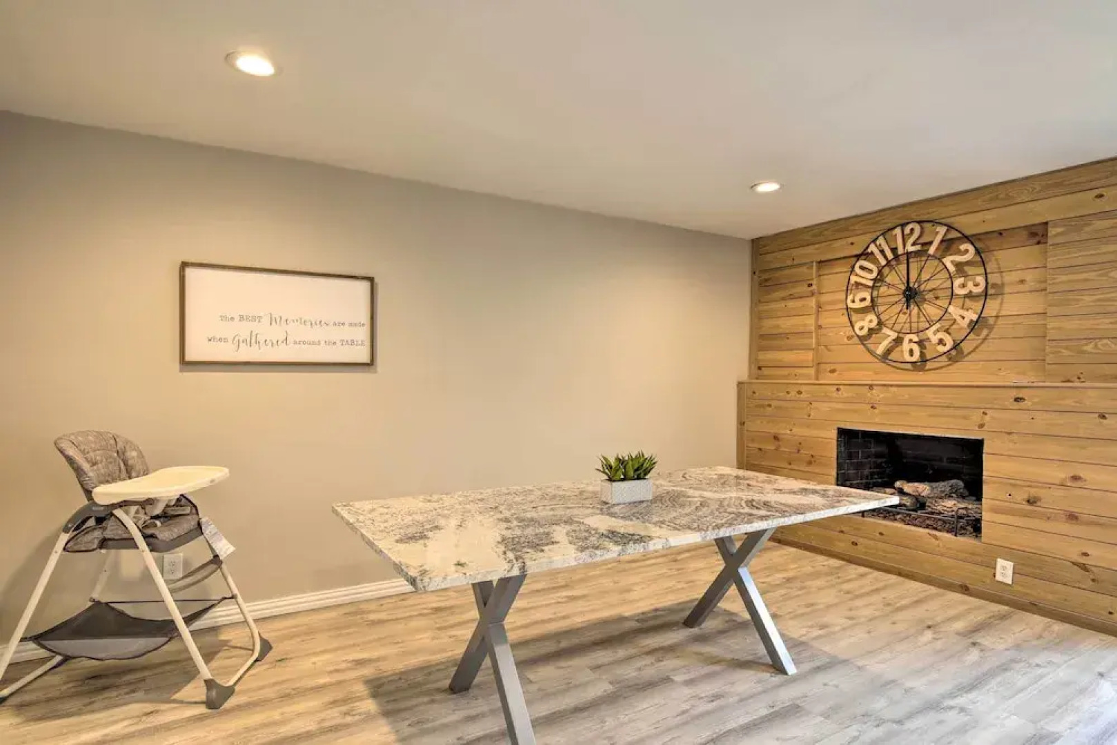 16 Mi to Lake Ray Hubbard: Garland Family Home