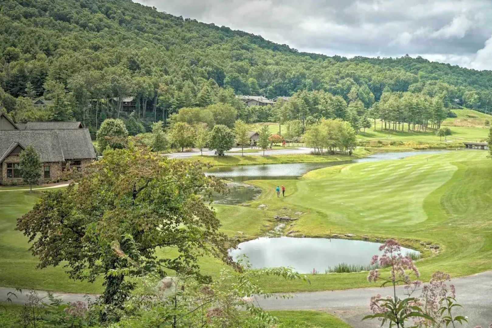 Inviting Sky Valley Home ~ 2 Mi to Mud Creek Falls
