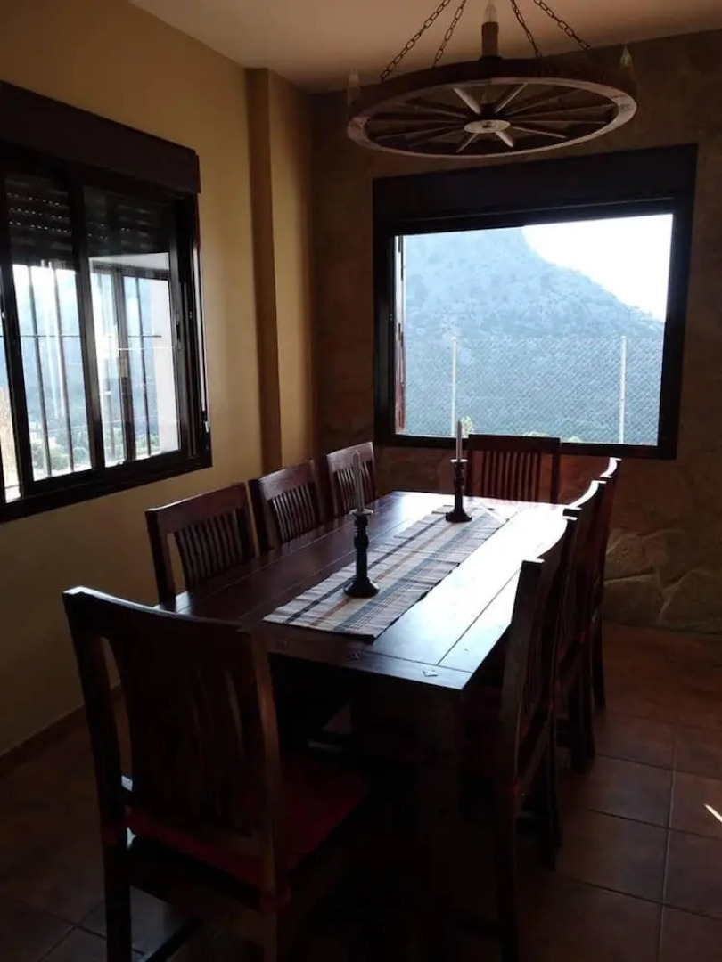 House with 4 Bedrooms in Benaocaz, with Furnished Terrace