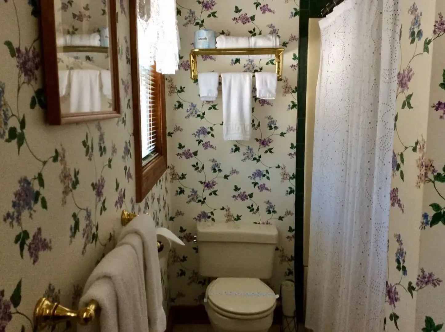 Rockwell Falls Inn and Wine Bar