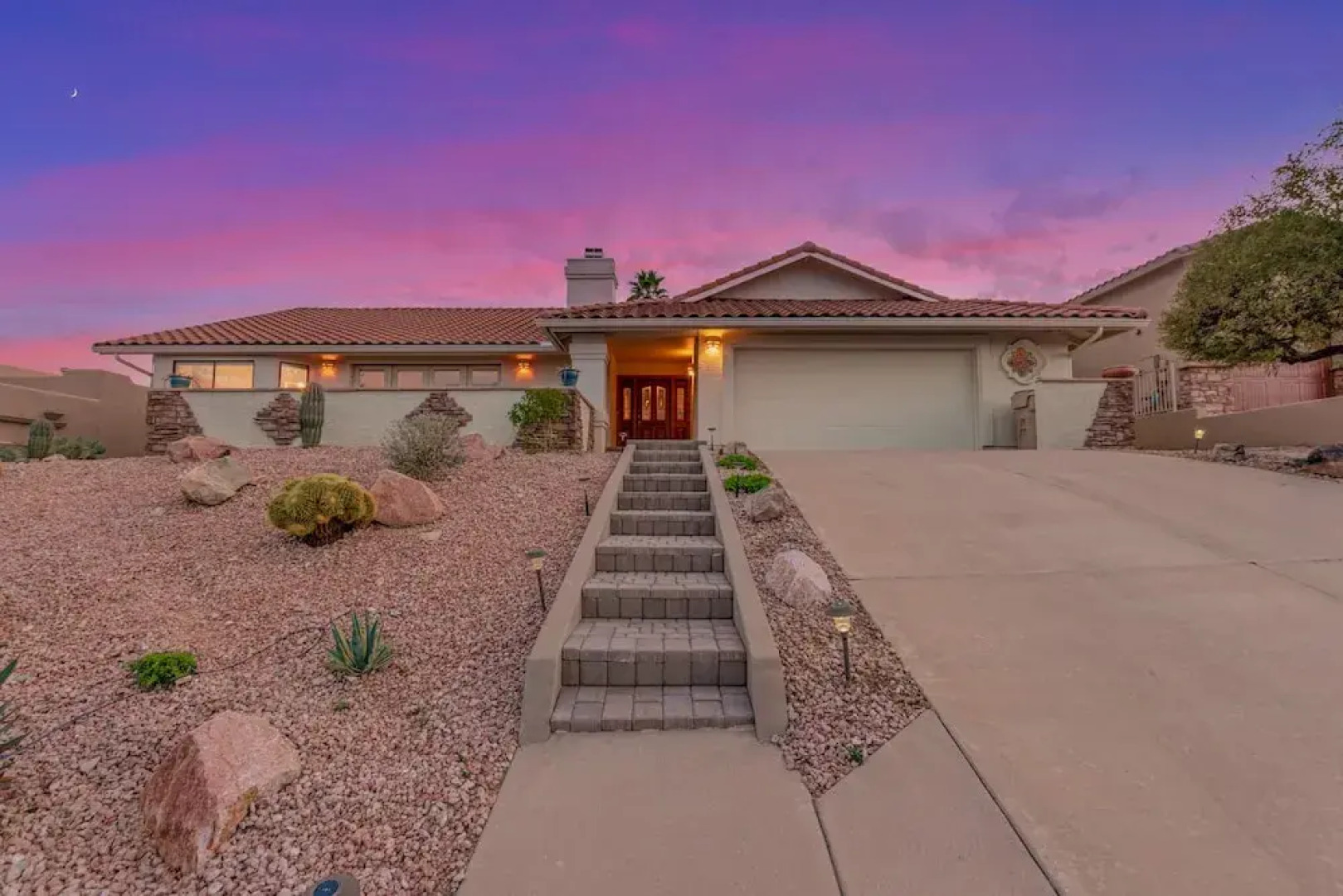 Ridgeway Fountain Hills 3 Bedroom Home by RedAwning