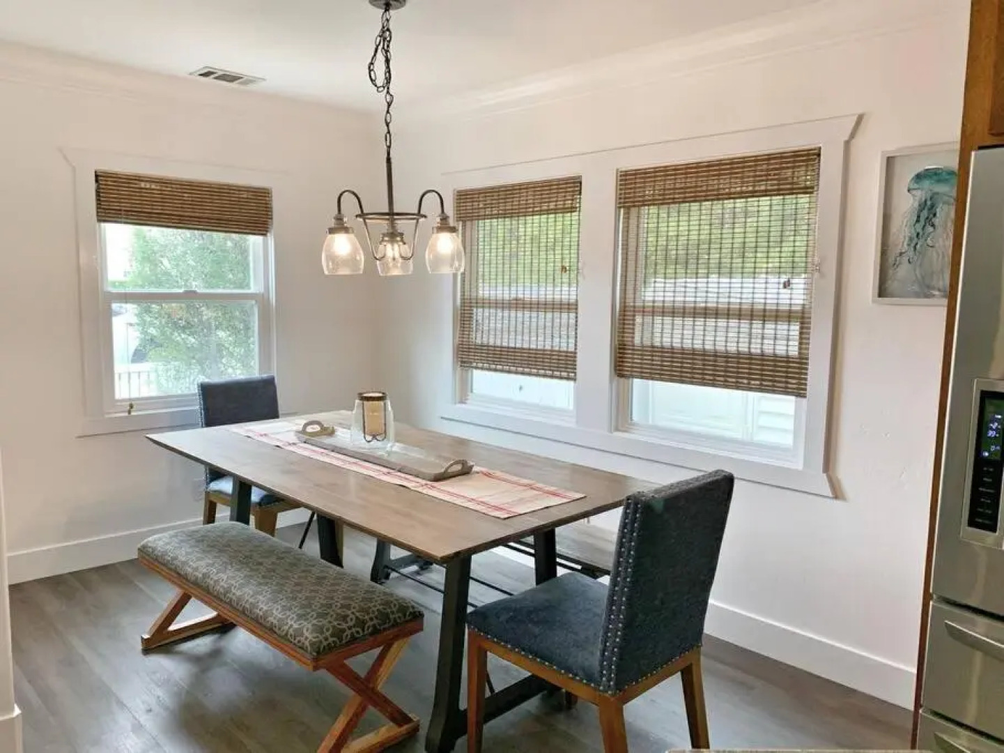 Cute Home 7 Blocks To Beach . Xbox . Bikes . Pets