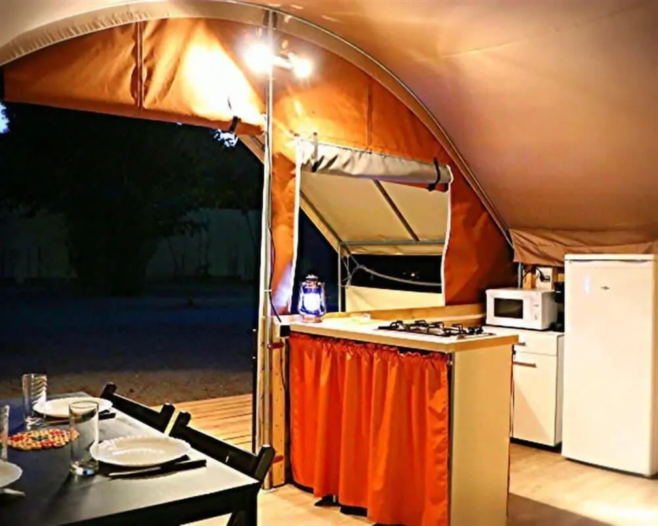 Camping des Rives des Corbieres