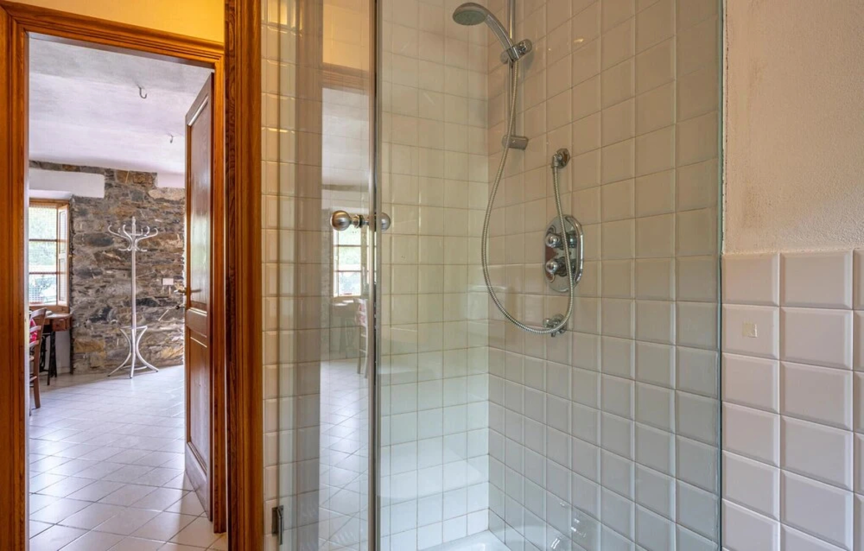 Awesome Home in Loco di Rovegno With Wifi and 4 Bedrooms
