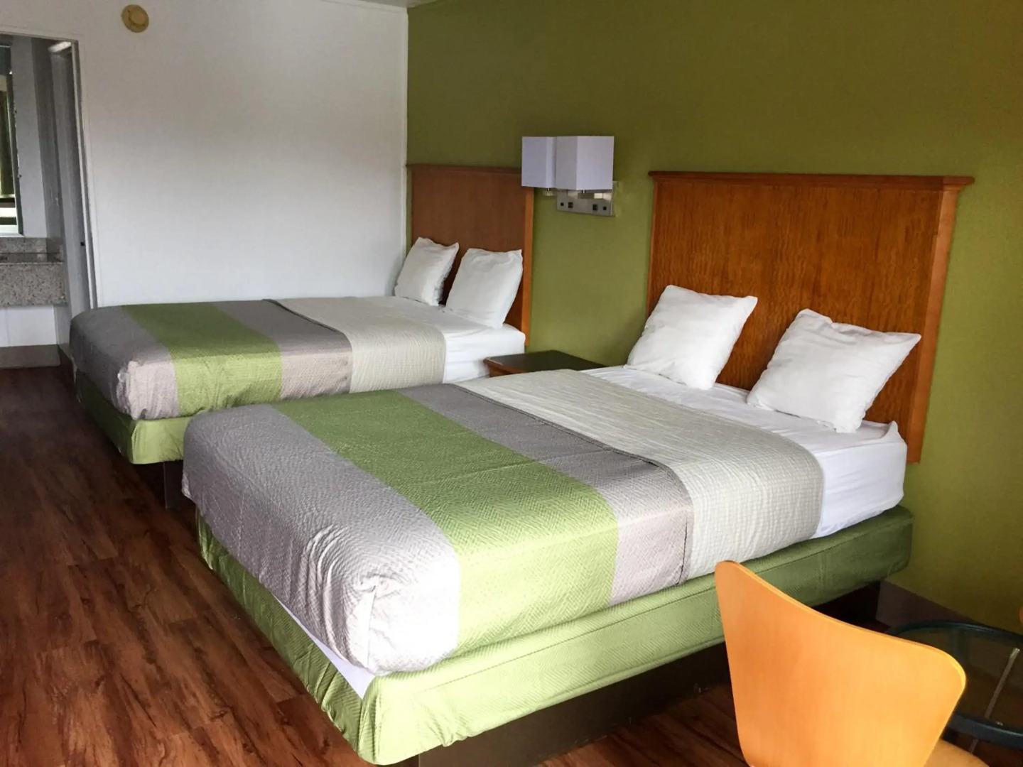 Motel 6 Parkersburg, WV