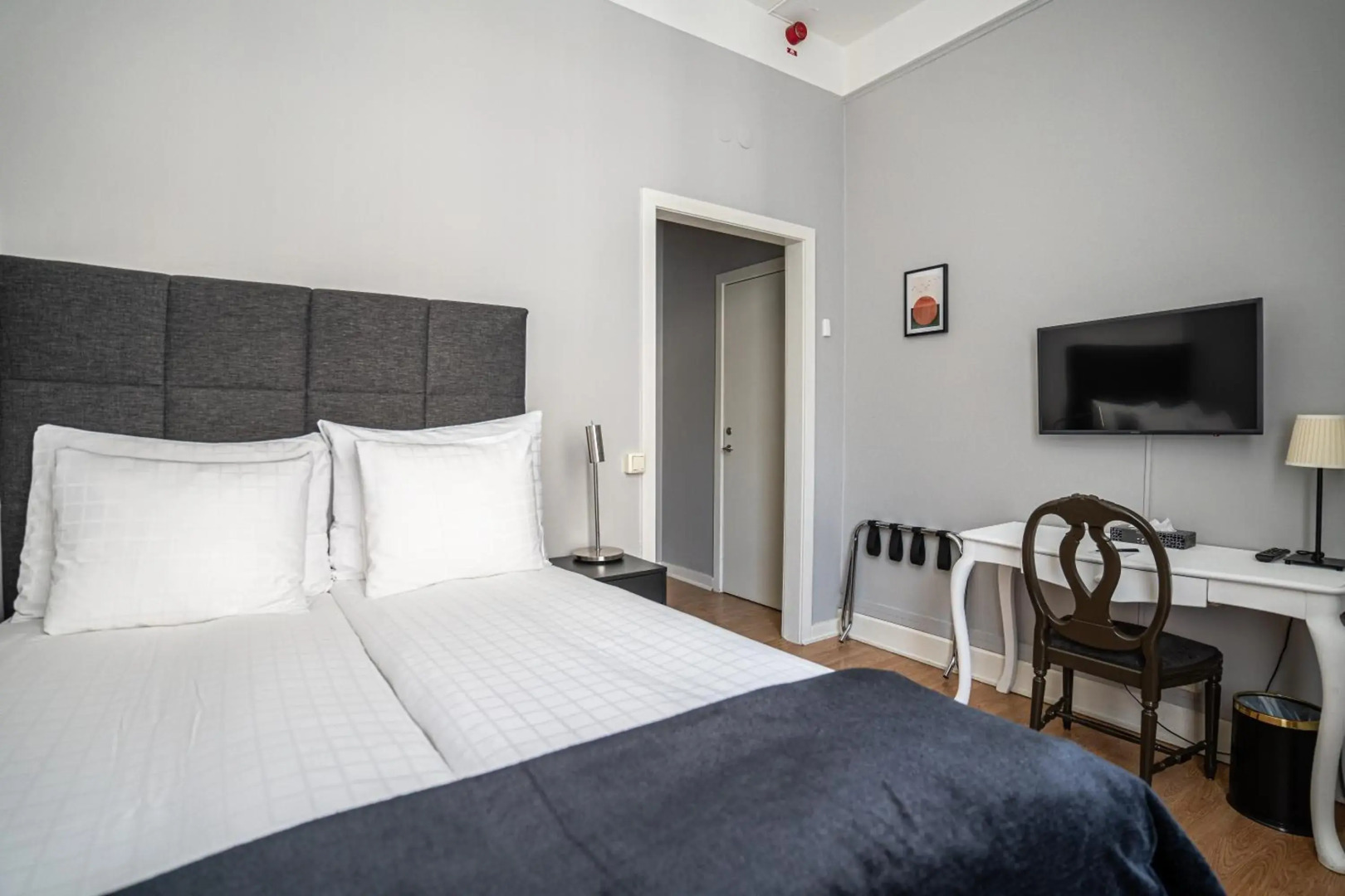 Queen's Hotel by First Hotels