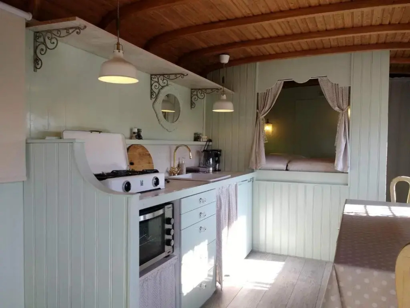 Pipowagen Overnachting Het Houten Huis