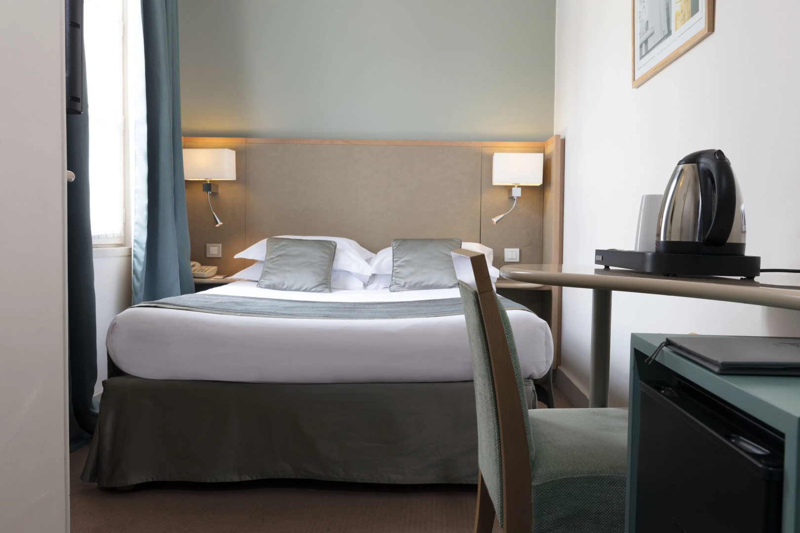 Отель Leonardo Boutique Opera