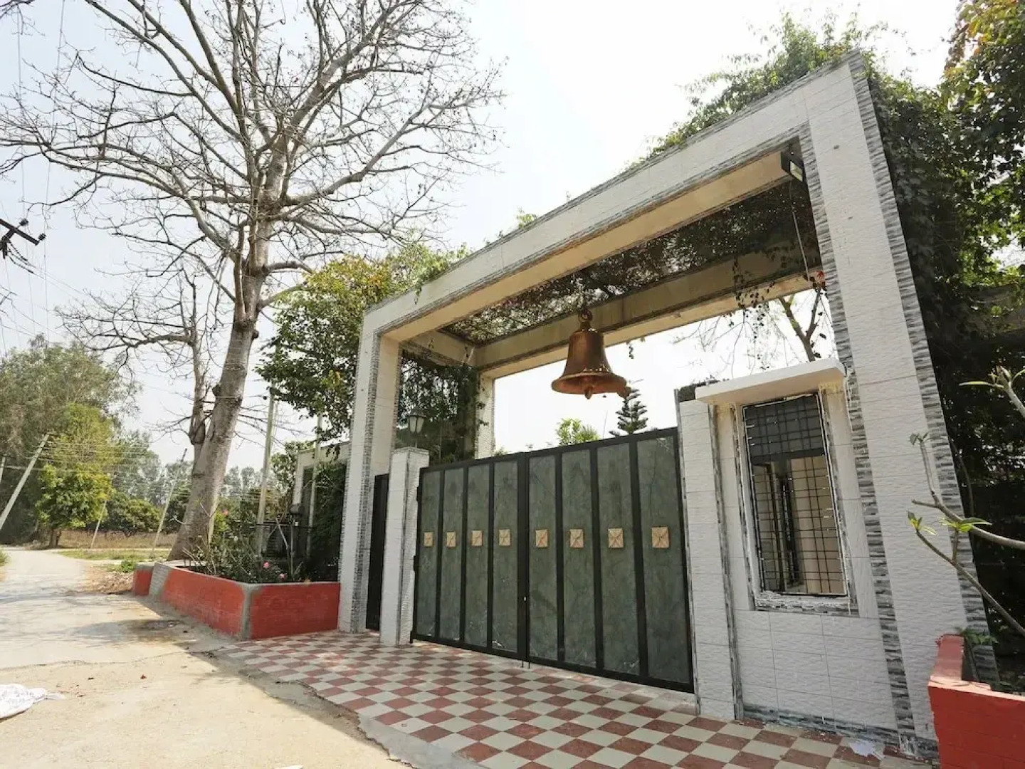 Aaryavan Resorts by OYO Rooms