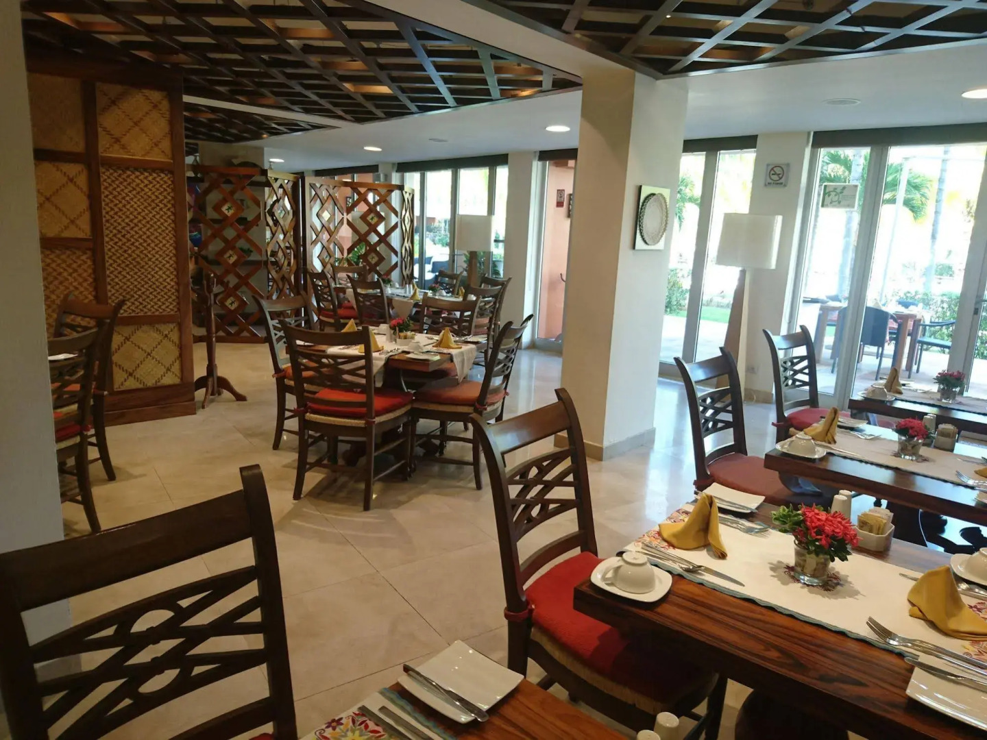 Aak-Bal All Suite Resort