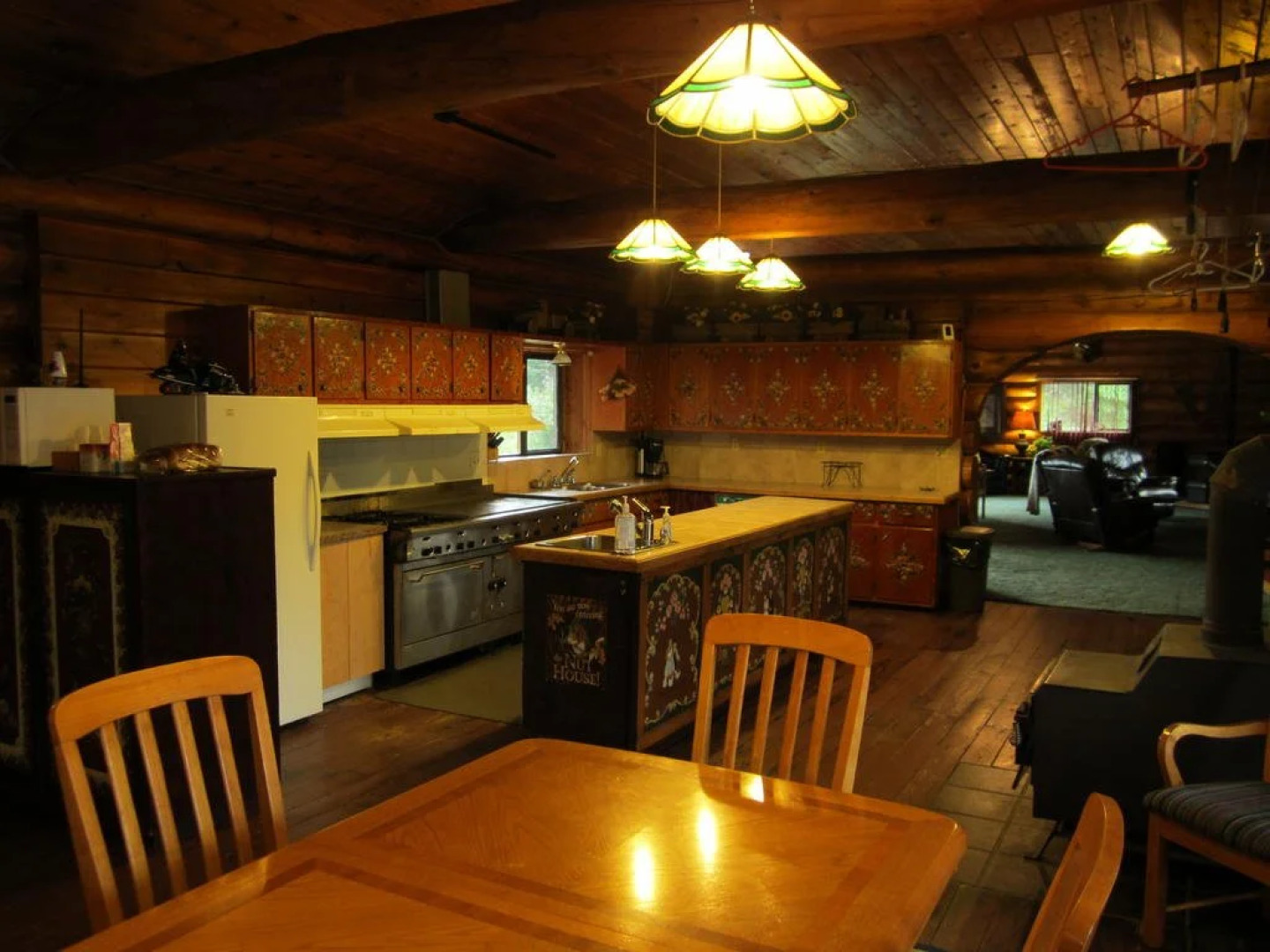 Summit River Lodge & Campsites