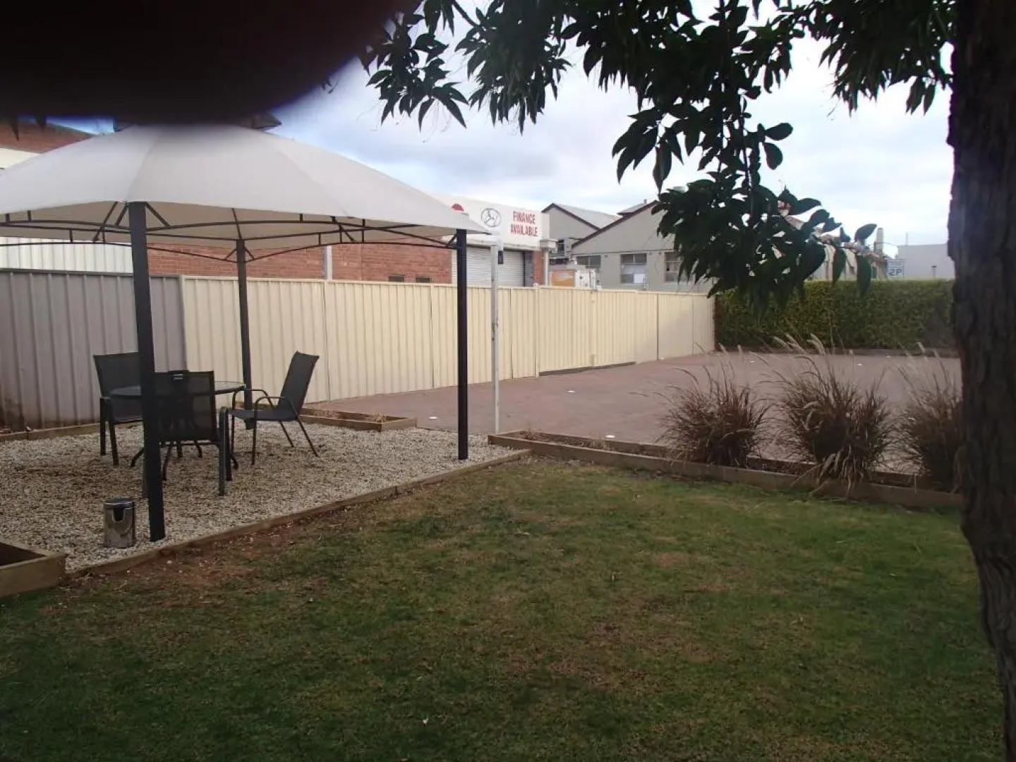 City Colonial Motor Inn